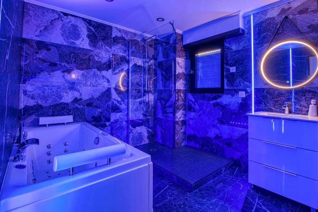 Appart Hotel Avec Sauna, Jacuzzi, Straßburg Exterior foto